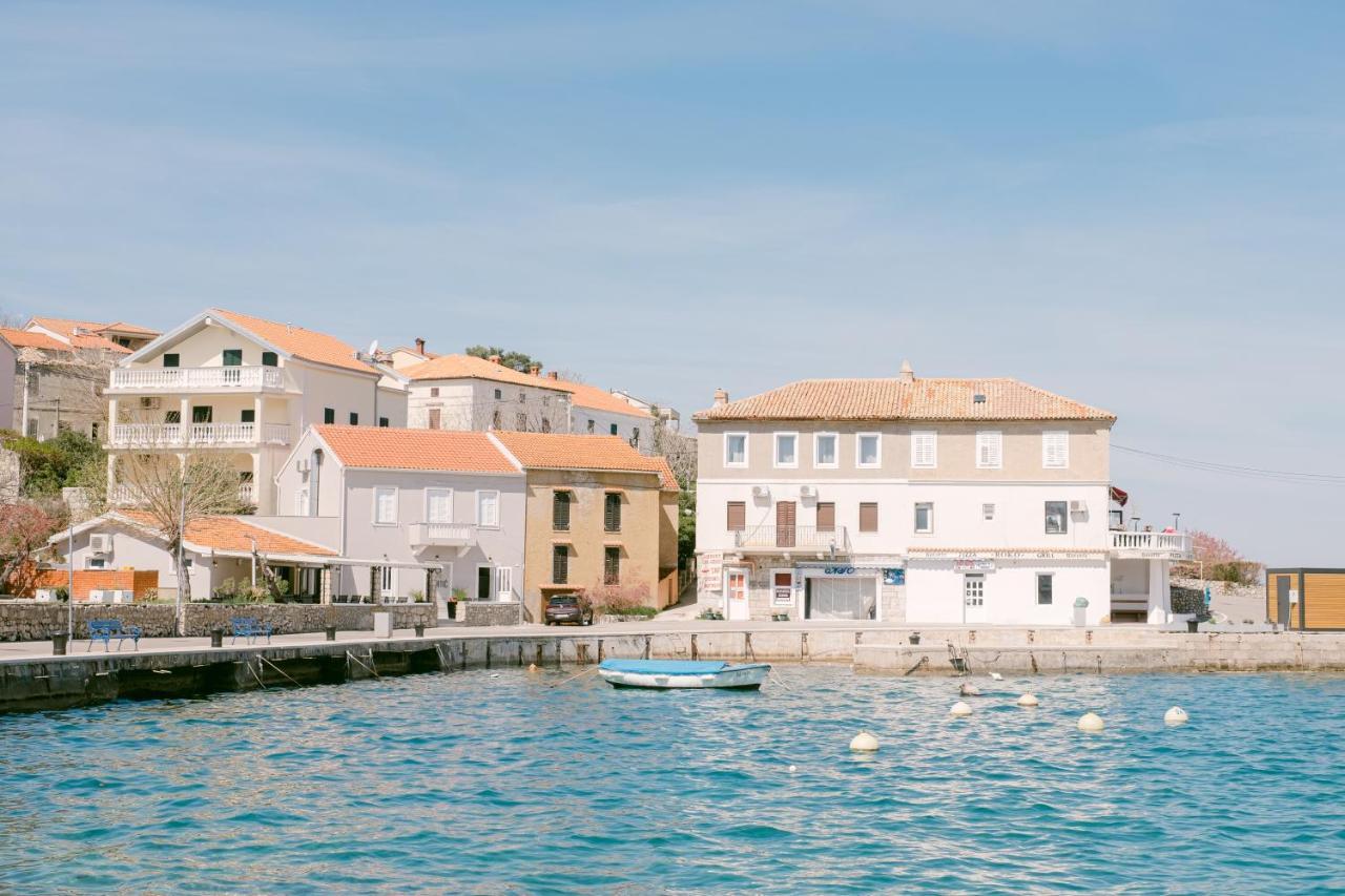Pavi Apartments Vila Amalia Šilo Eksteriør billede