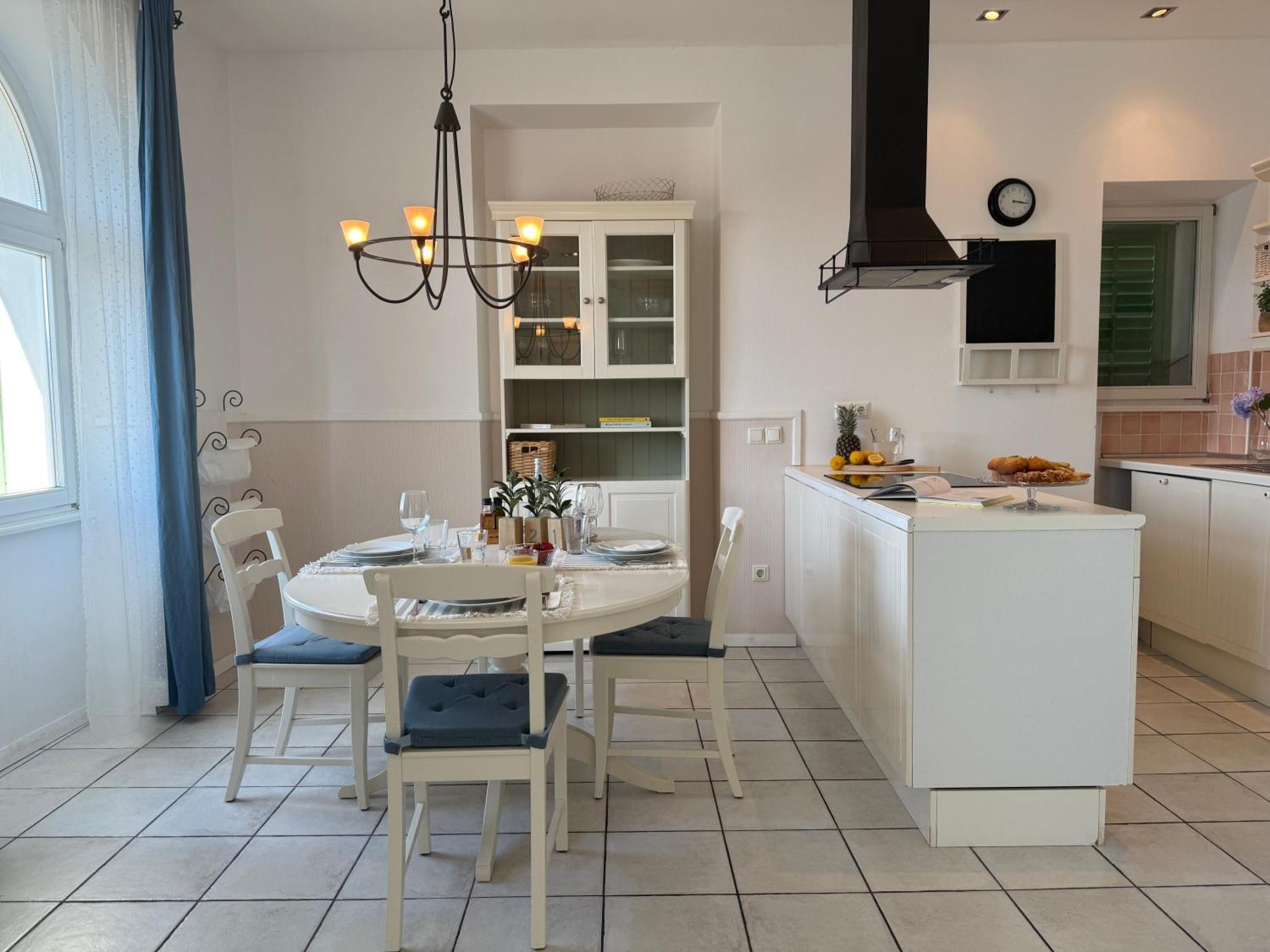 Pavi Apartments Vila Amalia Šilo Eksteriør billede